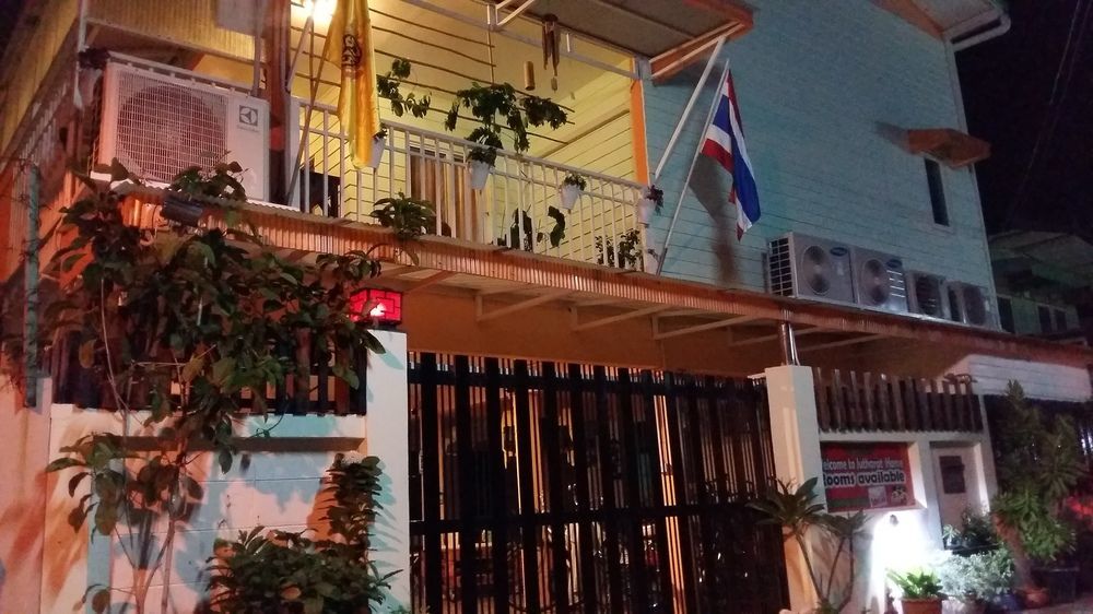 Jutharat Home Phra Nakhon Si Ayutthaya Ngoại thất bức ảnh